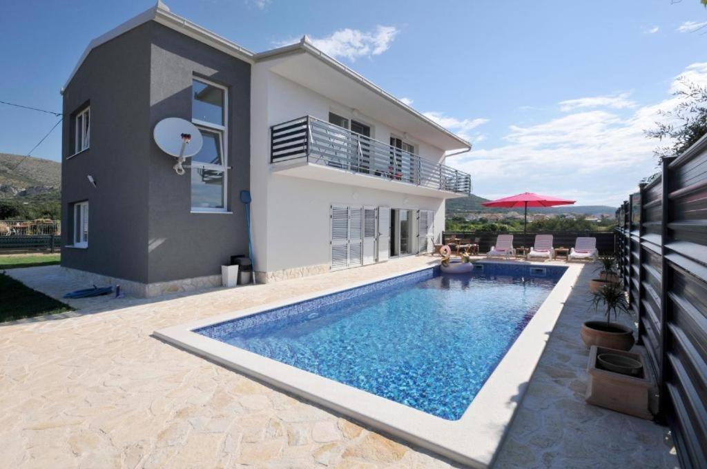Villa Carolina Trogir Buitenkant foto
